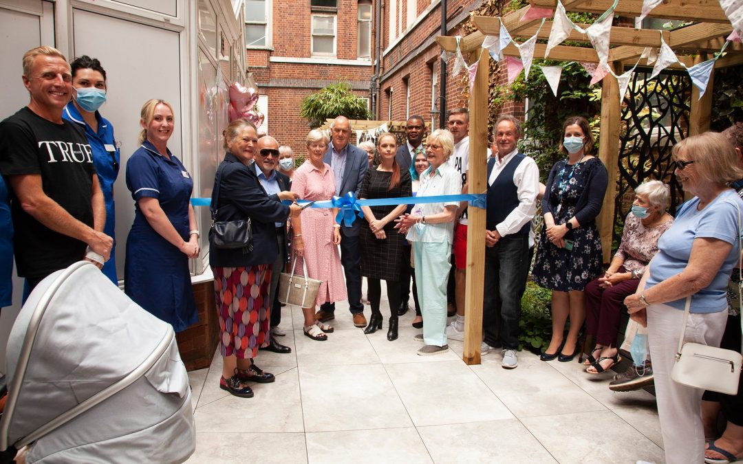 A new garden unveiled for the Chatsfield Suite with thanks to your amazing donations